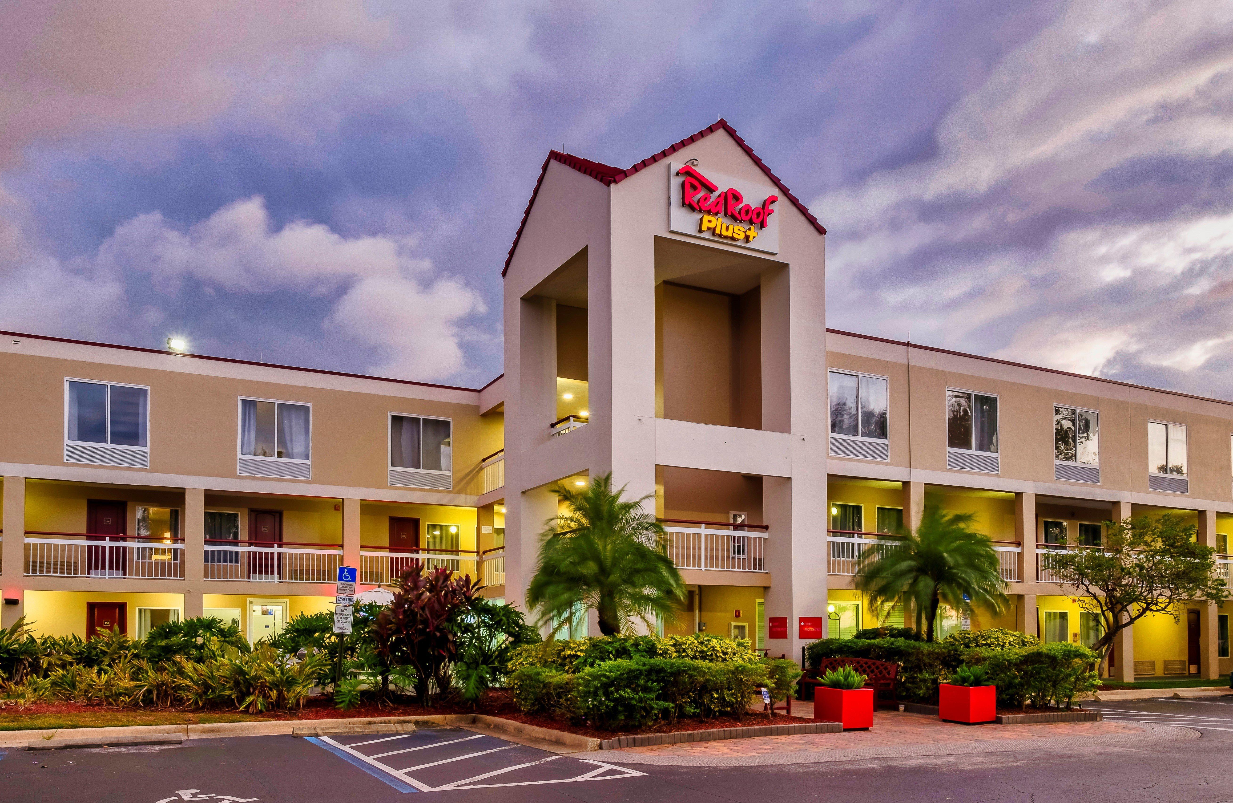 Red Roof Inn Plus Orlando-Convention Center- Int'L Dr Exterior foto